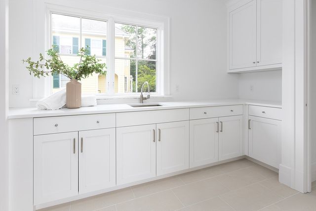 68 Clyde Street, Brookline, MA 02467