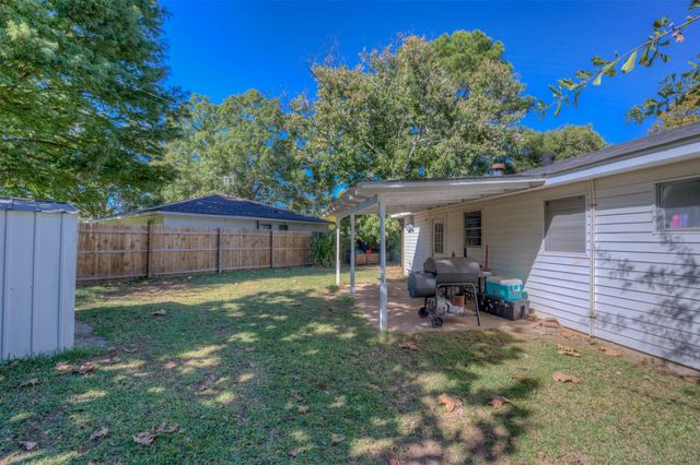 1408 Azalea Street, Bossier City, LA 71112