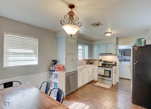 1408 Azalea Street, Bossier City, LA 71112