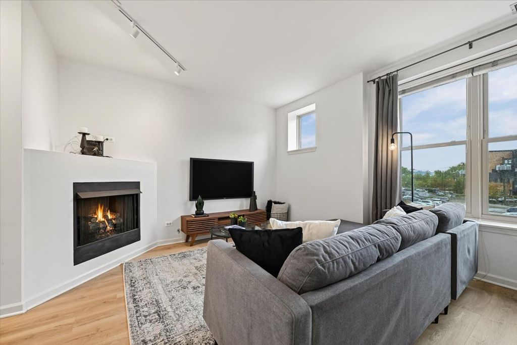 1341 N Halsted Street 3N, Chicago, IL 60642 — photo 5