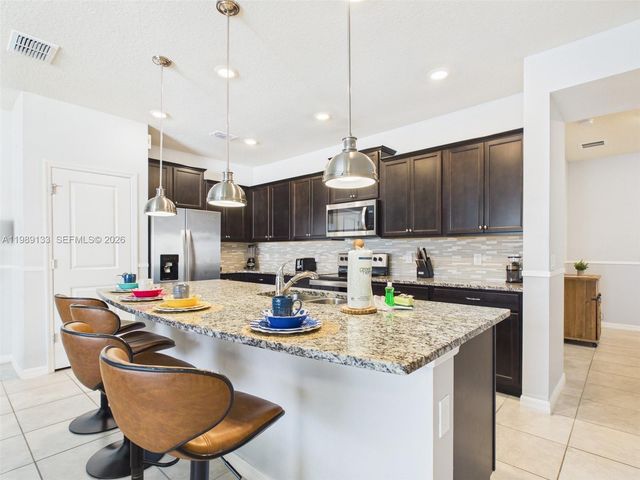 3806 Lana Avenue, Davenport, FL 33897