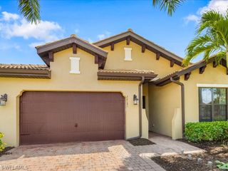 26101 Saint Michael LN, Bonita Springs, FL 34135
