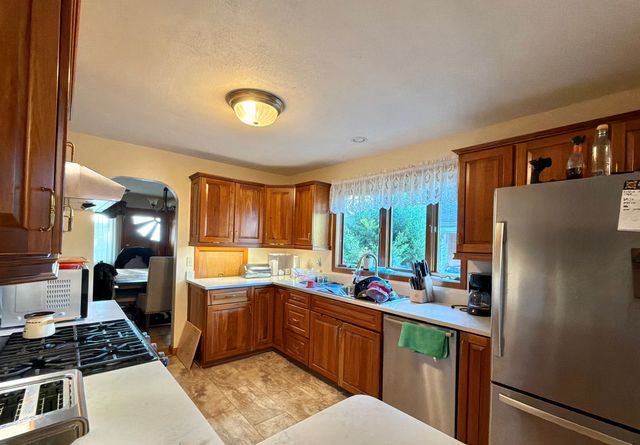 37235 N Hillside Drive, Lake Villa, IL 60046