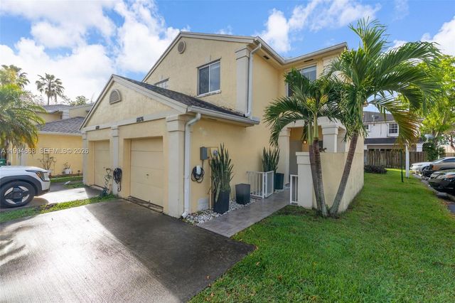 11876 SW 98th Ter 11876, Miami, FL 33186