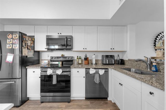 11876 SW 98th Ter 11876, Miami, FL 33186