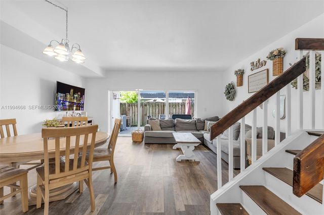 11876 SW 98th Ter 11876, Miami, FL 33186