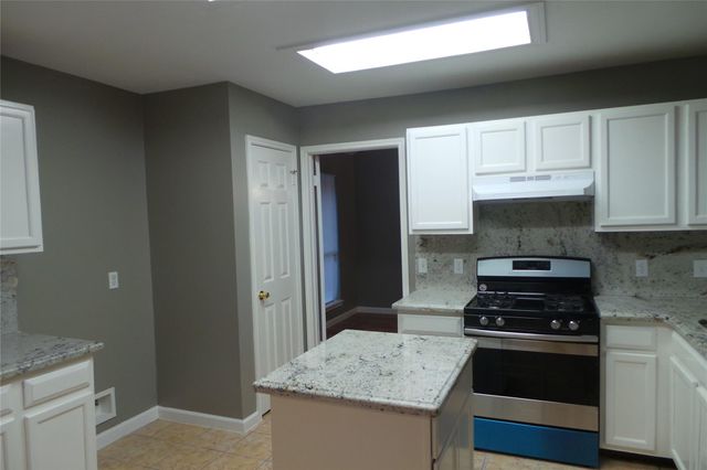 4918 Sterling Crossing, Pearland, TX 77584