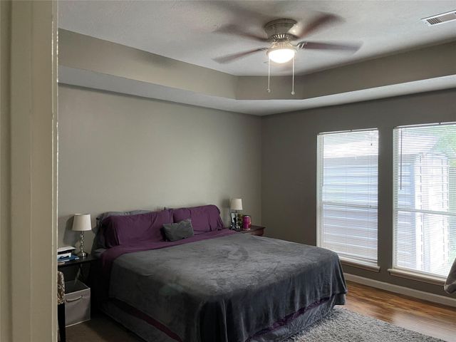 4918 Sterling Crossing, Pearland, TX 77584