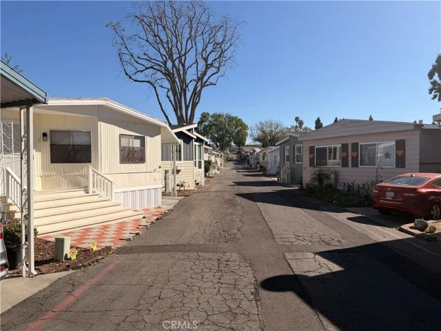 17261 Gothard 18, Huntington Beach, CA 92647