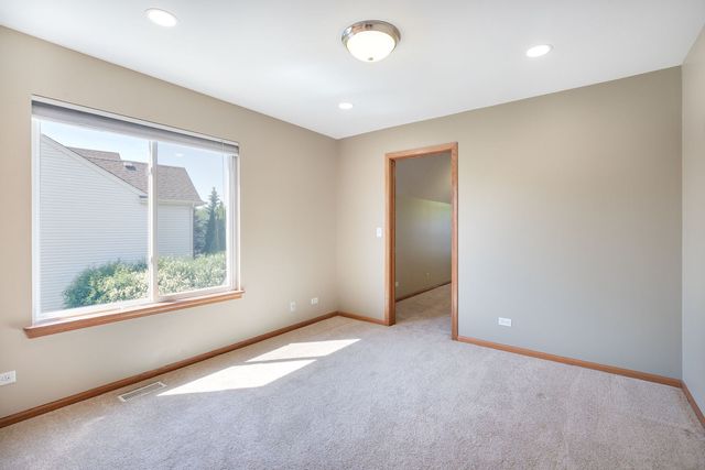 1759 NAPA SUWE Lane, Wauconda, IL 60084