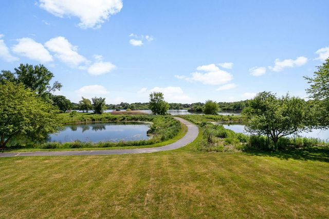 1759 NAPA SUWE Lane, Wauconda, IL 60084