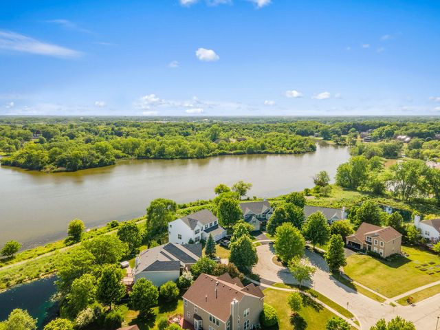 1759 NAPA SUWE Lane, Wauconda, IL 60084