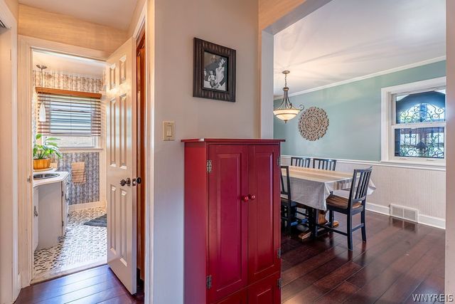 160 Kirkwood Drive, West Seneca, NY 14224