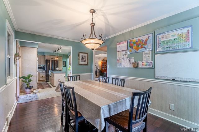 160 Kirkwood Drive, West Seneca, NY 14224