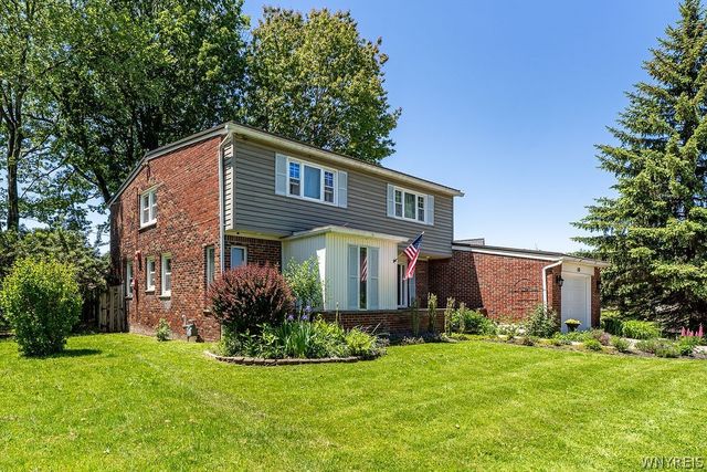 160 Kirkwood Drive, West Seneca, NY 14224