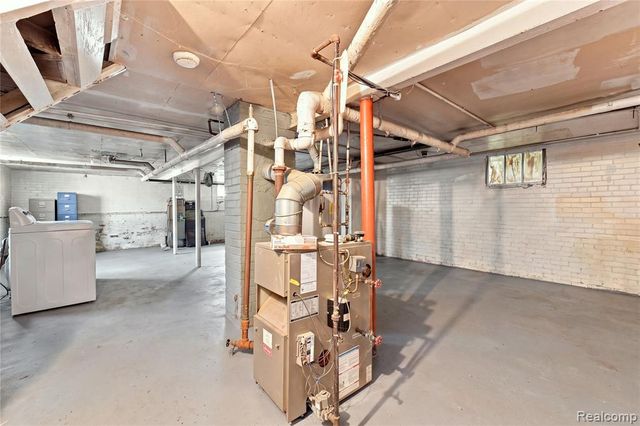 7620 E Brentwood Street, Detroit, MI 48234
