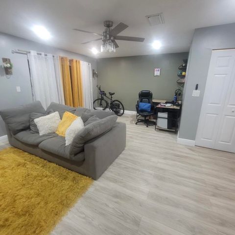 9210 NW 14TH Street 273, Pembroke Pines, FL 33024