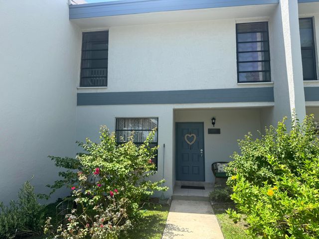 9210 NW 14TH Street 273, Pembroke Pines, FL 33024