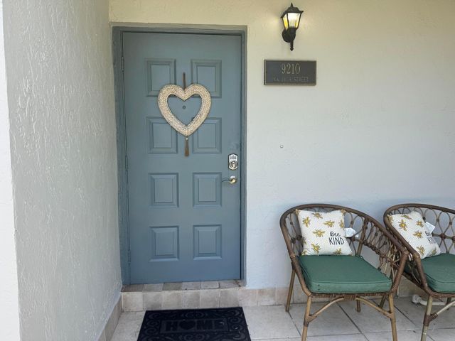 9210 NW 14TH Street 273, Pembroke Pines, FL 33024
