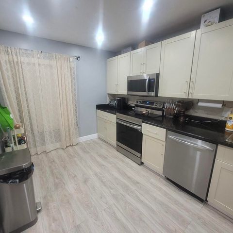 9210 NW 14TH Street 273, Pembroke Pines, FL 33024