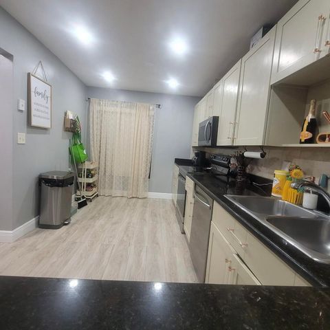 9210 NW 14TH Street 273, Pembroke Pines, FL 33024