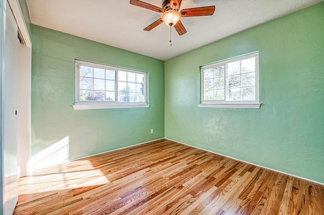 2324 E Cortland Avenue, Fresno, CA 93726