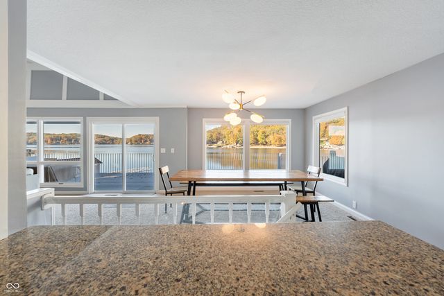 10701 W Grandview Drive, Columbus, IN 47201