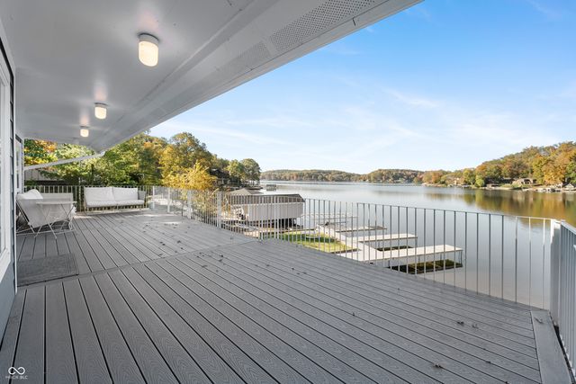 10701 W Grandview Drive, Columbus, IN 47201