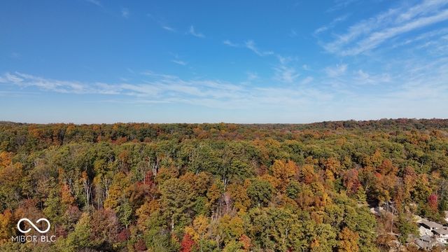 10701 W Grandview Drive, Columbus, IN 47201