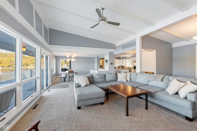 10701 W Grandview Drive, Columbus, IN 47201