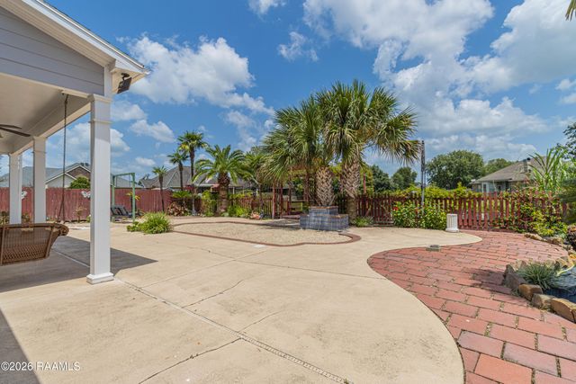 104 Hyacinth Drive, Lafayette, LA 70506