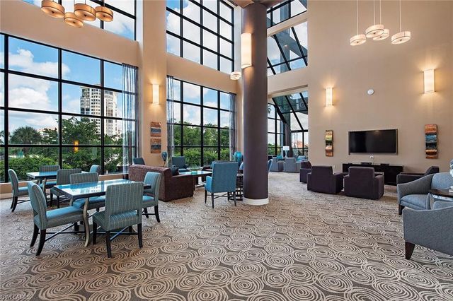 4751 Gulf Shore BLVD N 704, Naples, FL 34103