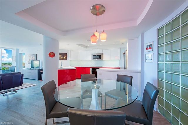 4751 Gulf Shore BLVD N 704, Naples, FL 34103