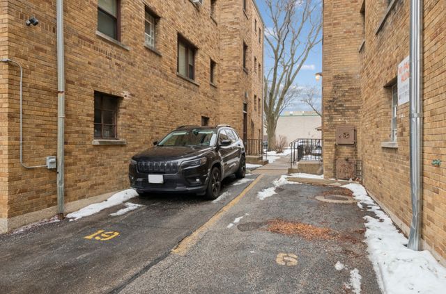 1535 Monroe Avenue 3, River Forest, IL 60305