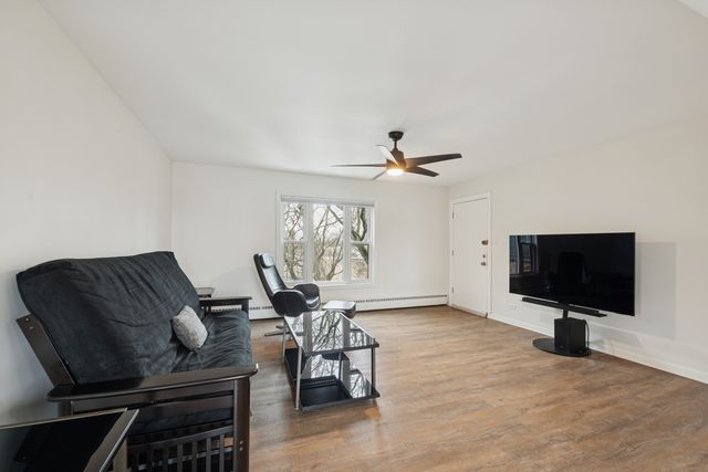 1535 Monroe Avenue 3, River Forest, IL 60305