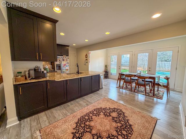2110 Langham Drive, West Bloomfield Charter Township, MI 48323