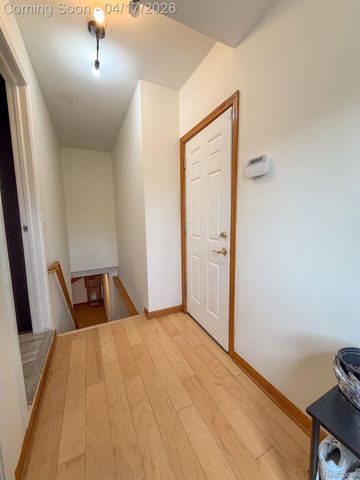 2110 Langham Drive, West Bloomfield Charter Township, MI 48323