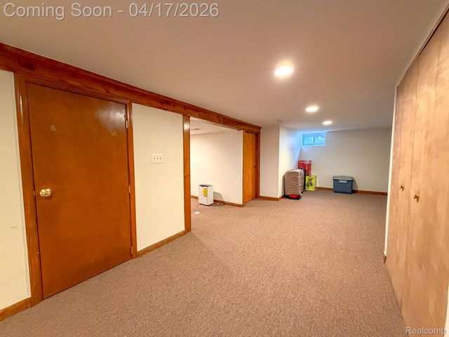 2110 Langham Drive, West Bloomfield Charter Township, MI 48323