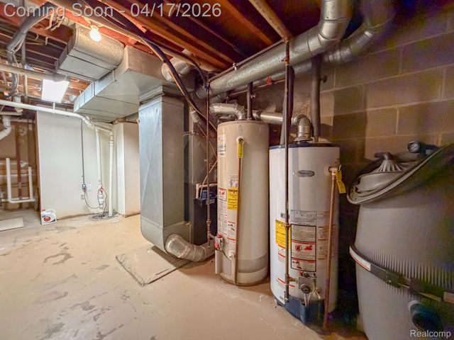 2110 Langham Drive, West Bloomfield Charter Township, MI 48323