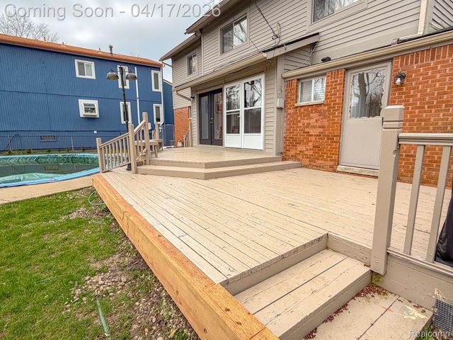 2110 Langham Drive, West Bloomfield Charter Township, MI 48323