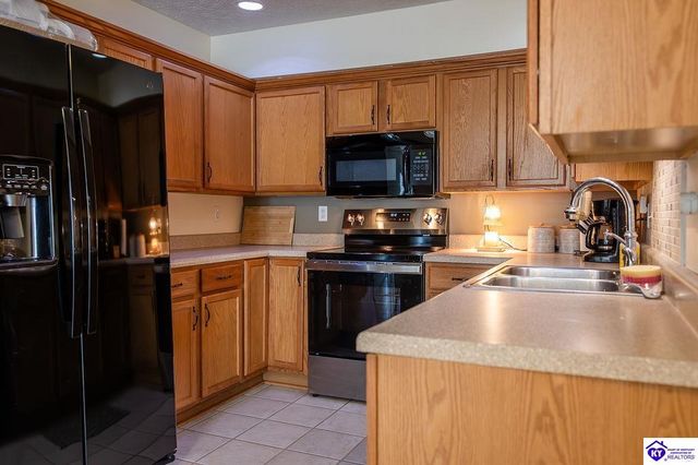 112 Cortland Court, Elizabethtown, KY 42701
