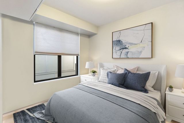 345 D St 13, Boston, MA 02127