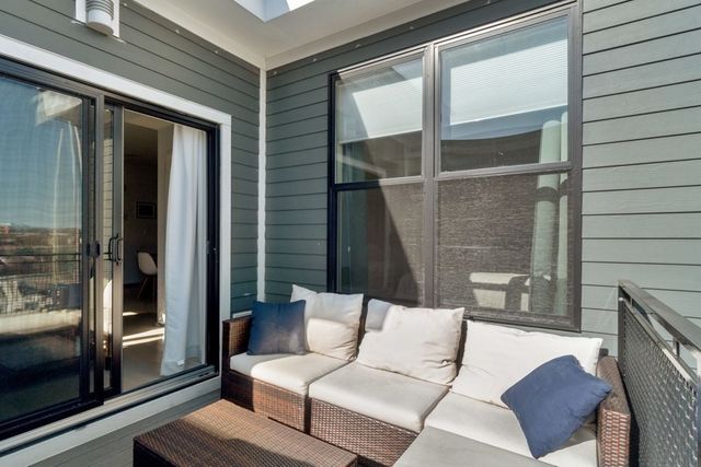 345 D St 13, Boston, MA 02127