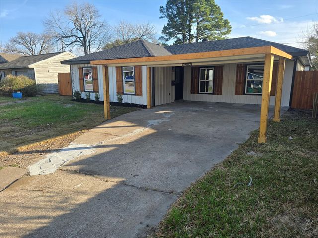 2106 Pomona Drive, Pasadena, TX 77506