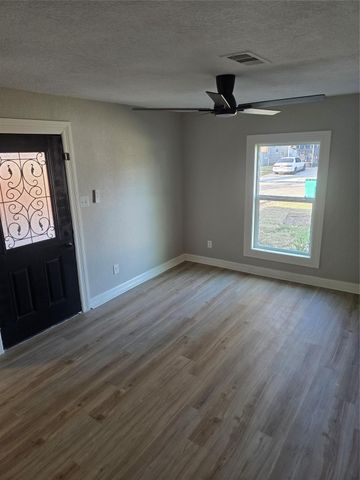 2106 Pomona Drive, Pasadena, TX 77506