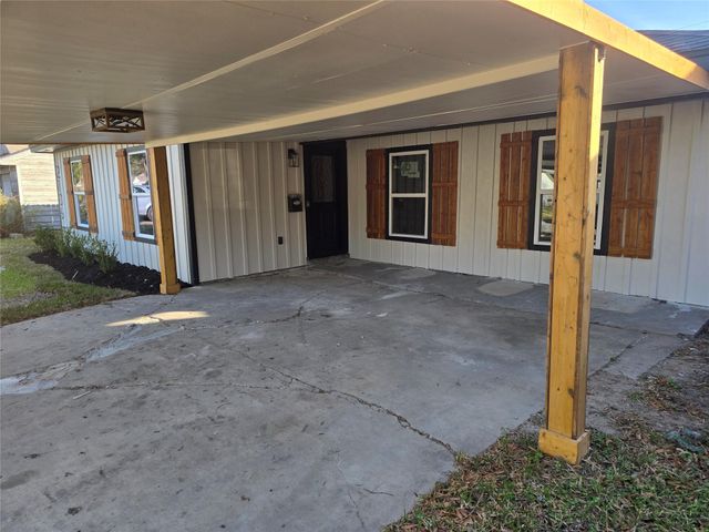 2106 Pomona Drive, Pasadena, TX 77506