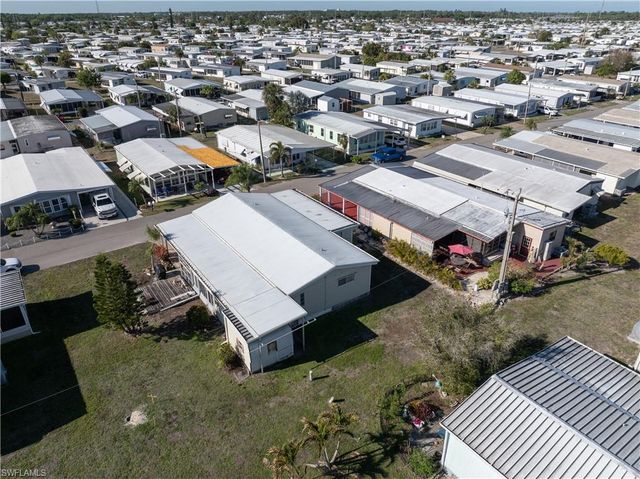 3373 Rainbow LN, North Fort Myers, FL 33903