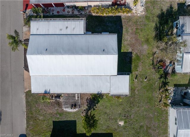 3373 Rainbow LN, North Fort Myers, FL 33903