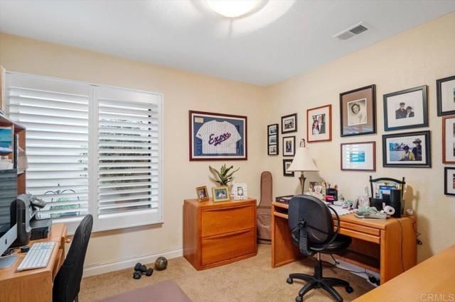 11602 Calle Paracho, San Diego, CA 92128