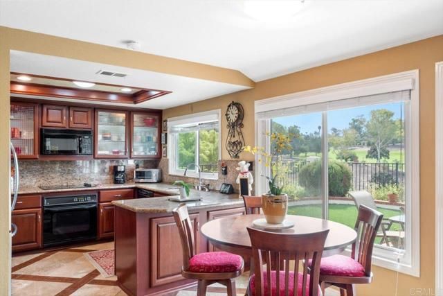 11602 Calle Paracho, San Diego, CA 92128